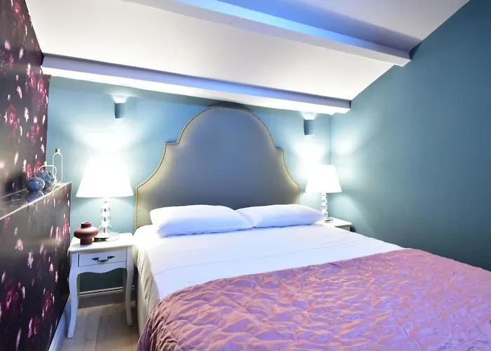 Queen 2,Heart Of Corfu Historical Old Town Center!